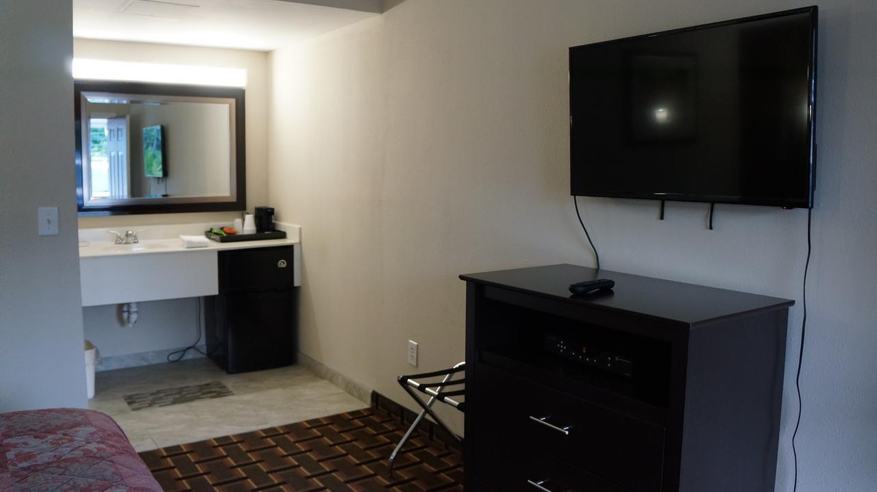 Best Stay Inn Plainville Extérieur photo