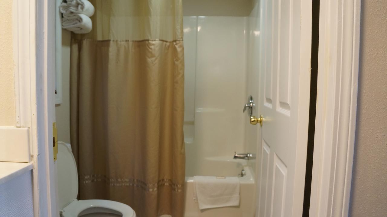 Best Stay Inn Plainville Extérieur photo